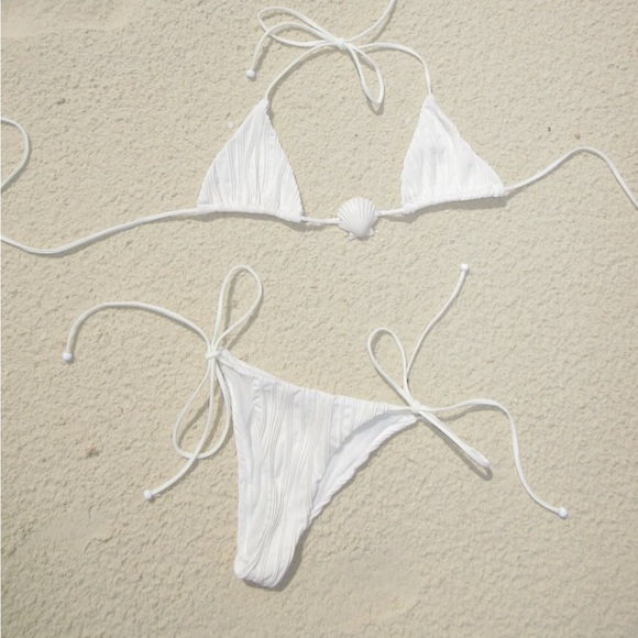 Leslie Amon bikini set NWT - Picture 1 of 4